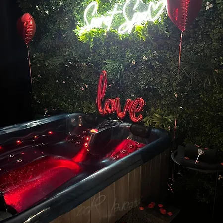 Relaxing Stay, Spa-sauna House Apartman